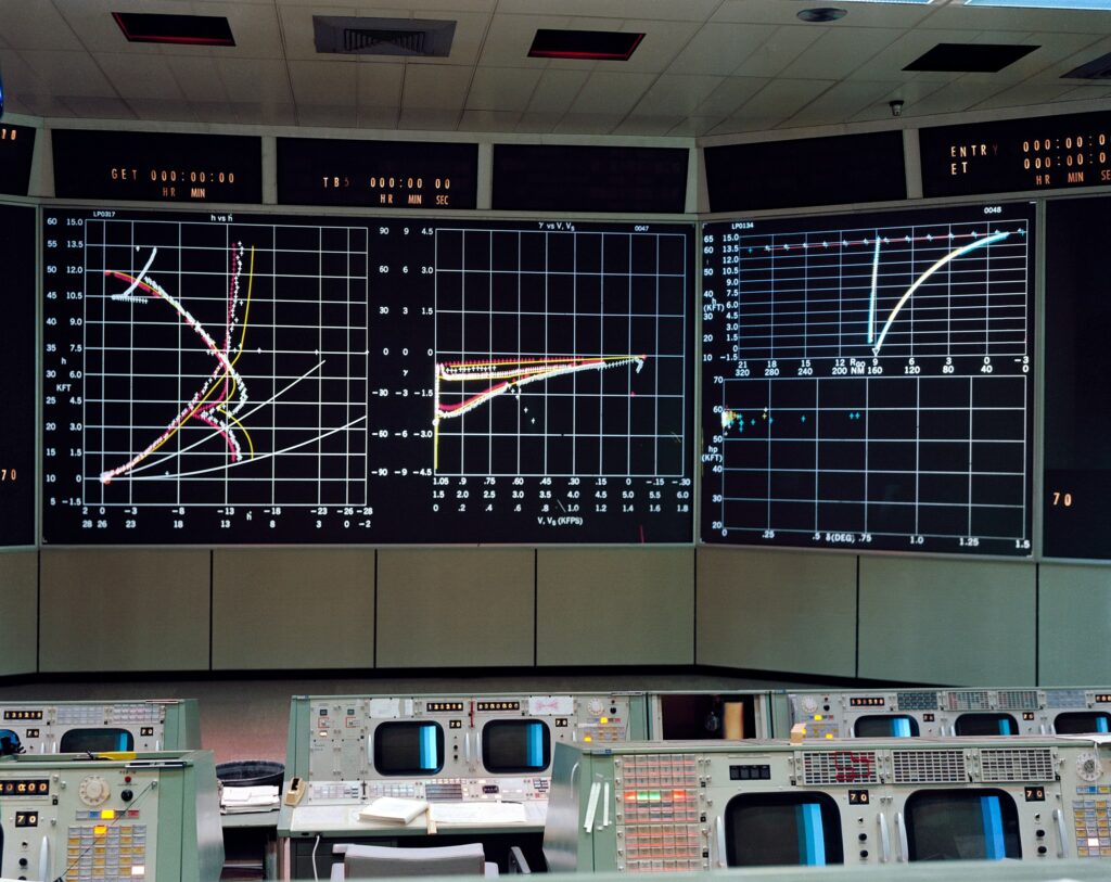 Apollo 11 Trajectory GetMeCoding